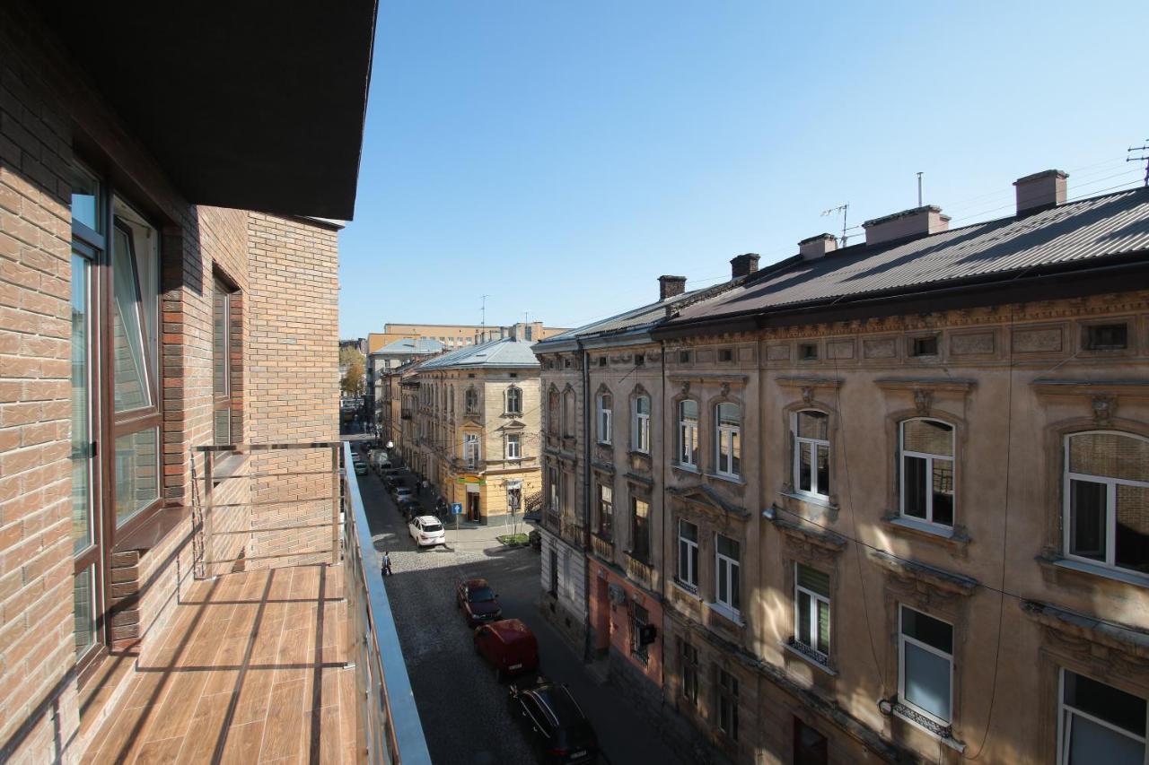 Old Center Apartment *